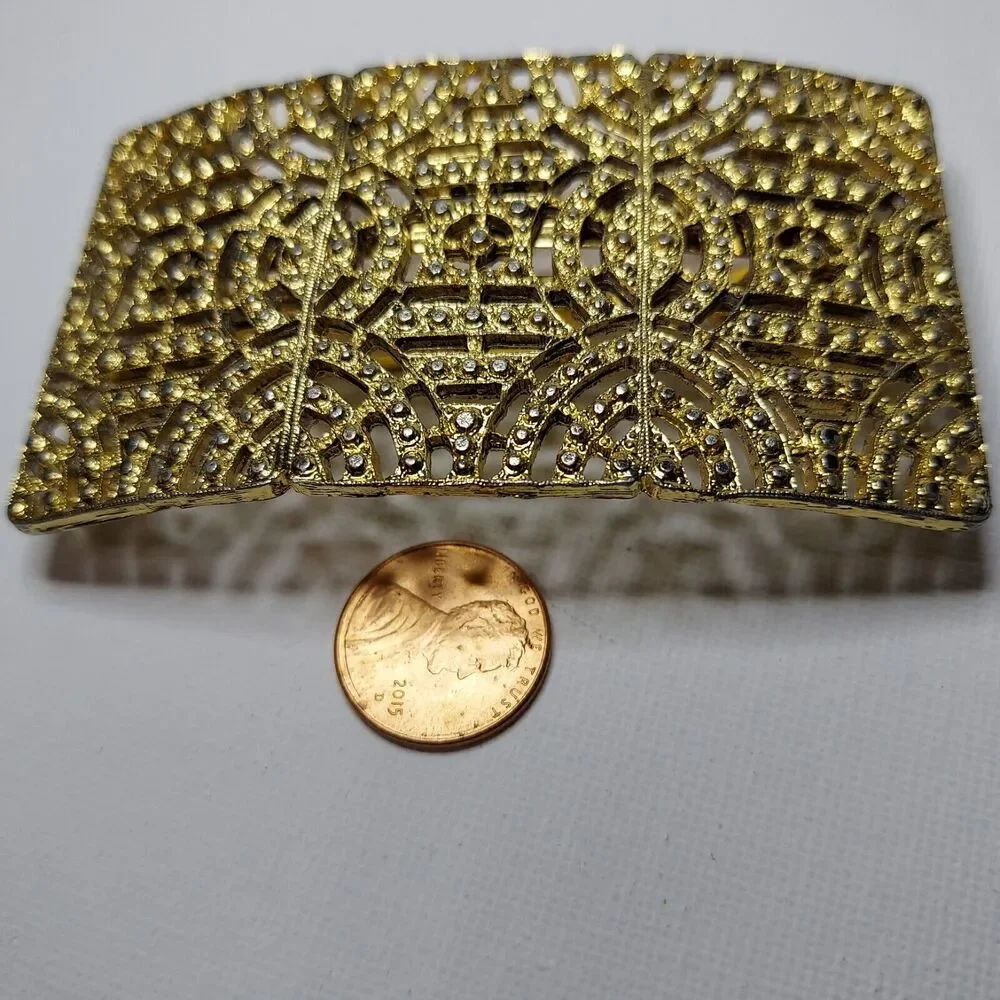 Vintage Barette goldtone 2 inches x 3 inches France